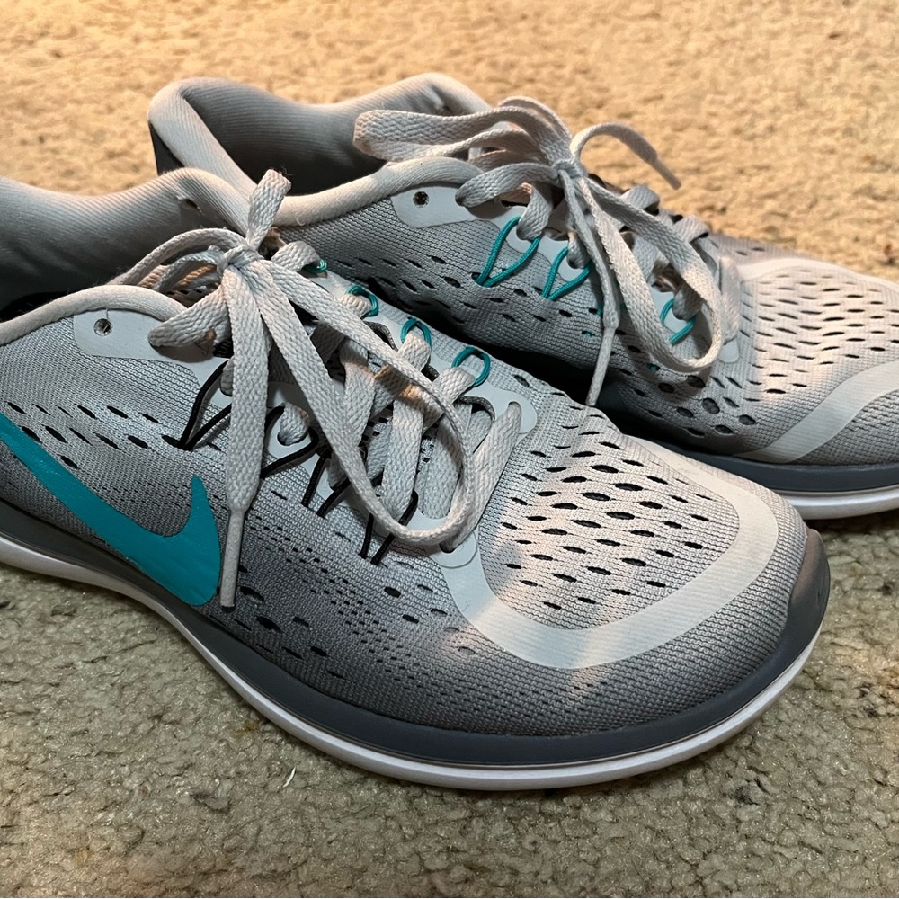 Nike White and Teal Athletic Shoes